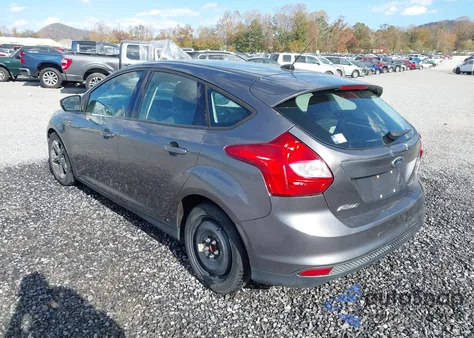 2014 Ford Focus Se z USA, uszkodzony, nr VIN 1FADP3K2XEL203244